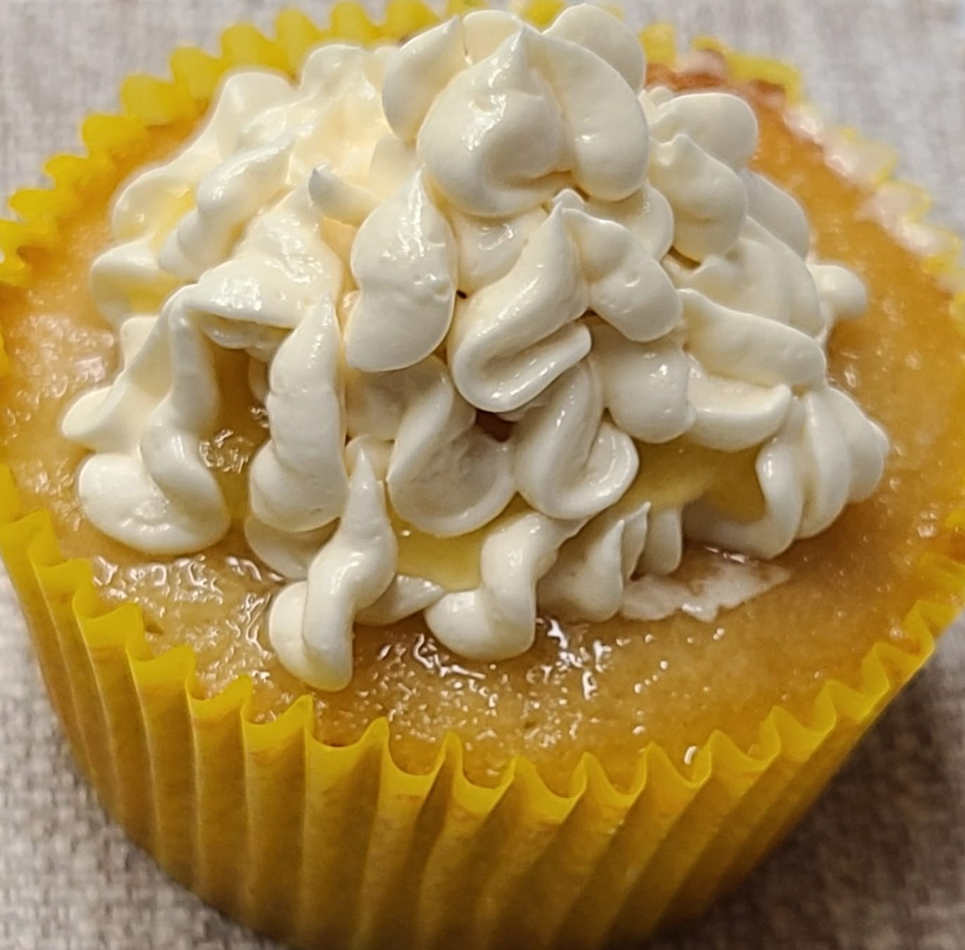 Piña Colada Cupcake CupBun
